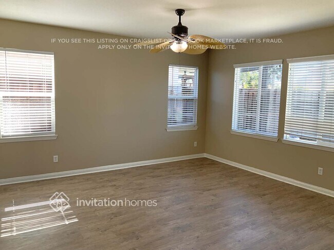 Foto del edificio - 32626 Spun Cotton Dr