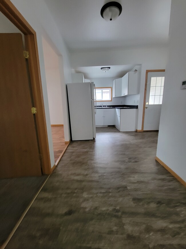 Dining Room/Kitchen - 1622 Mappa St