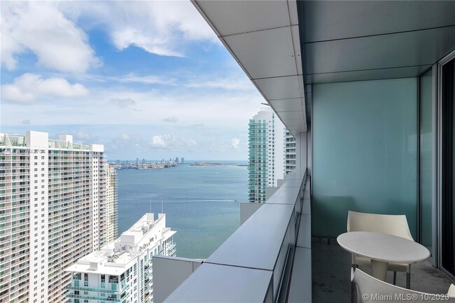 Foto del edificio - 1395 Brickell Ave