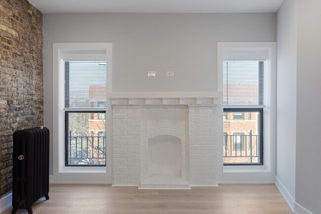 Building Photo - 1655 W Jonquil Terrace