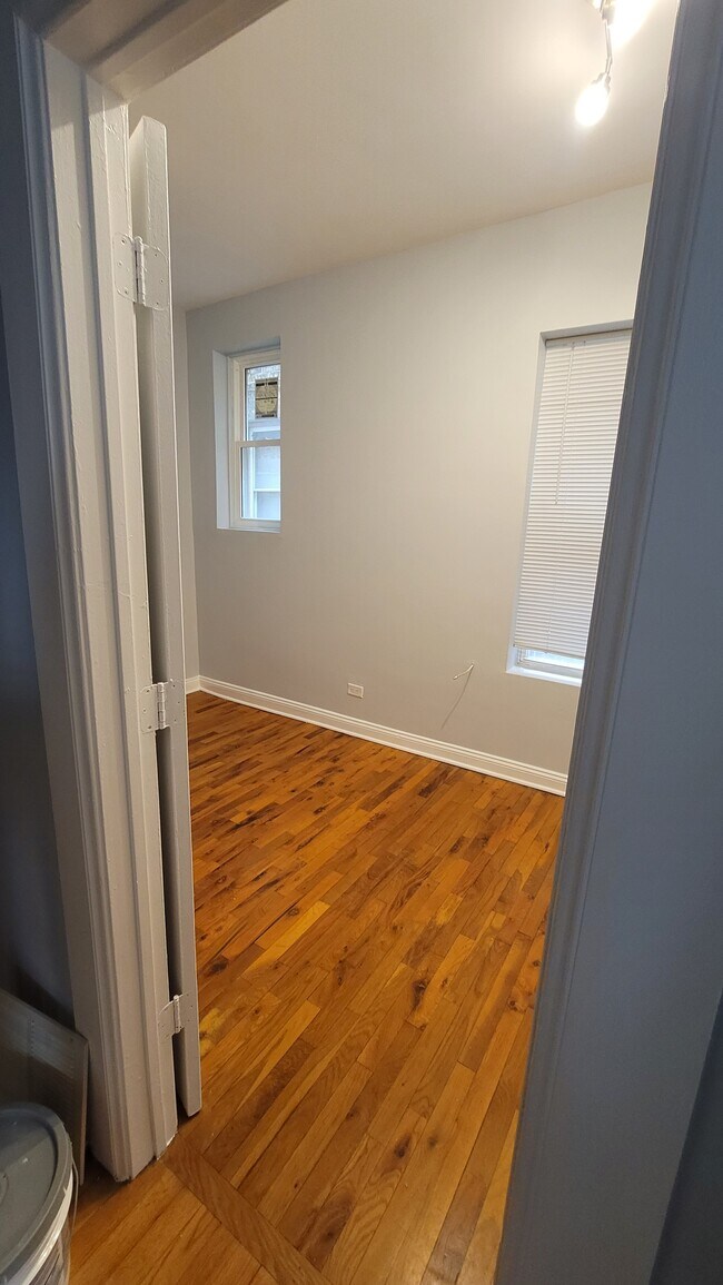 Foto del edificio - 2931 W Lexington St