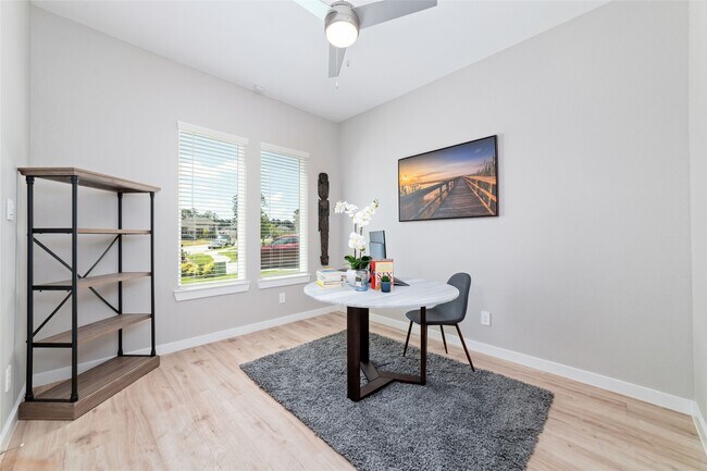 Foto del edificio - 10332 Rainbow Cove Ln