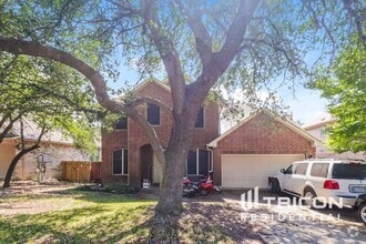 Building Photo - 405 Red Hawk Dr