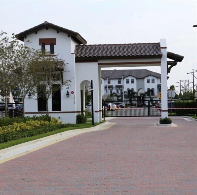 Foto del edificio - 10620 NW 88th St