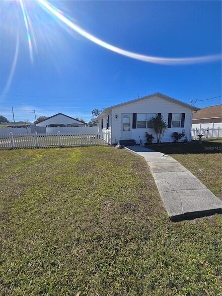 Foto del edificio - 3918 W Robson St