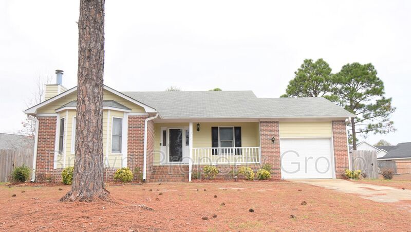 Foto principal - 711 Alexwood Dr