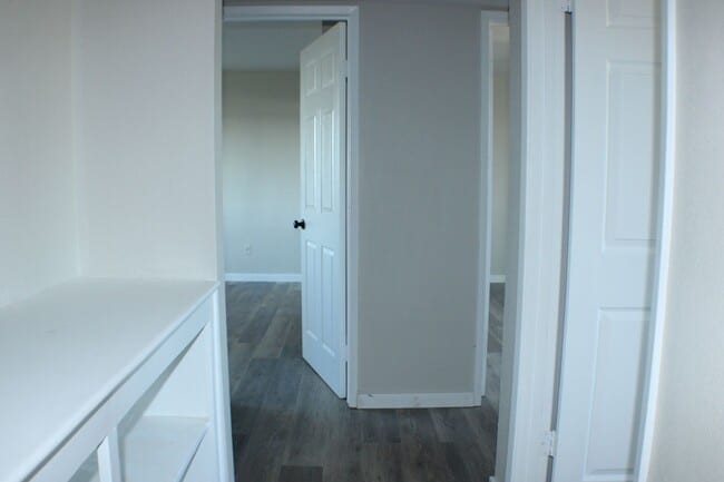 Foto del edificio - Beautiful Rental with Fireplace, Granite Counters & Relaxing Backyard