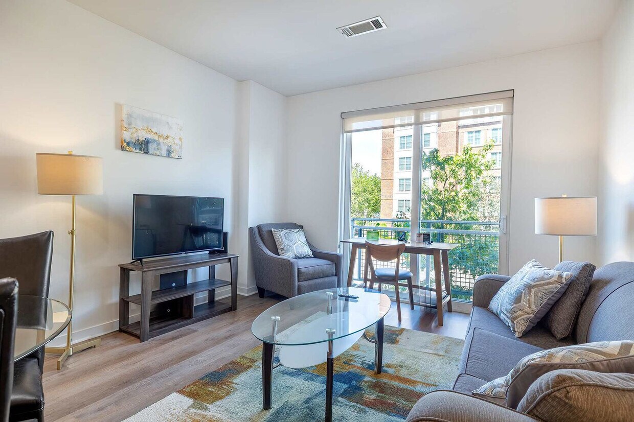 Foto principal - 75 Tresser Blvd