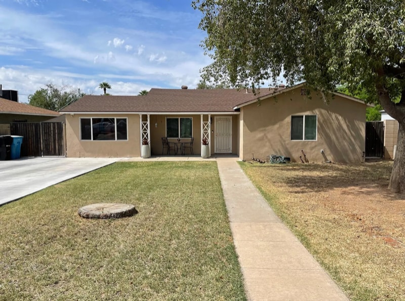 Primary Photo - 4148 N 16th Dr