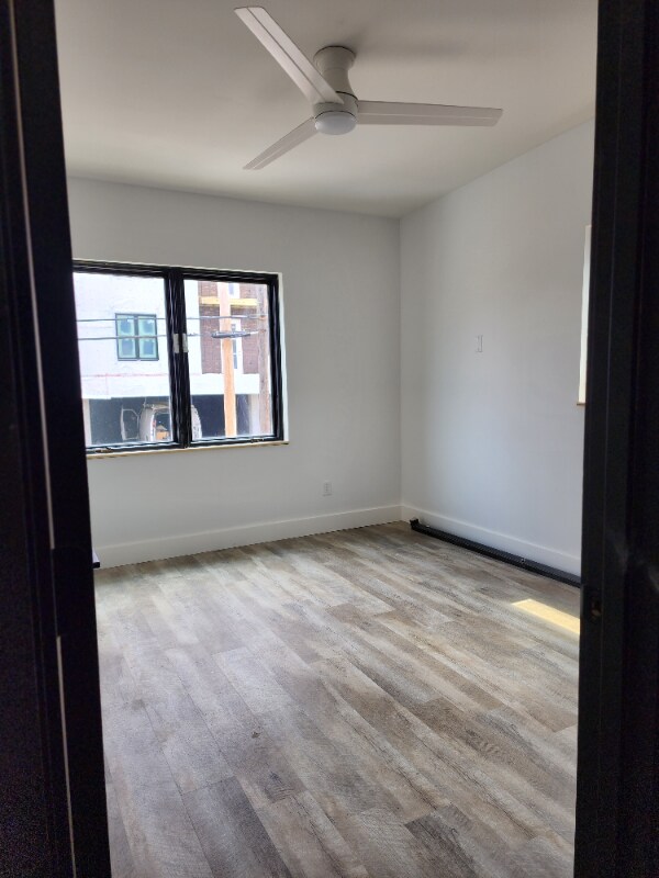 Foto del edificio - 1039 East Alley