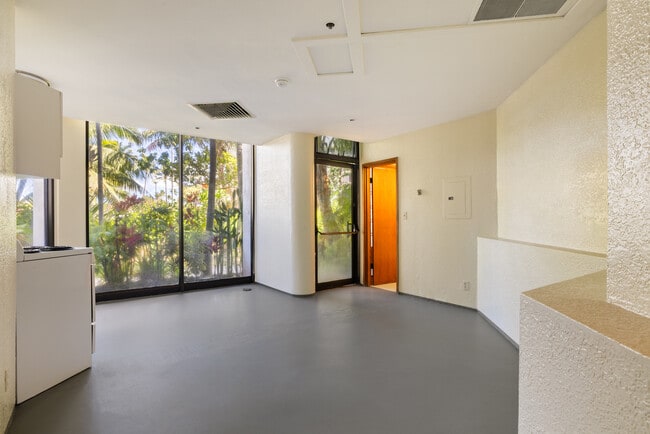 Building Photo - 300 Wai Nani Way