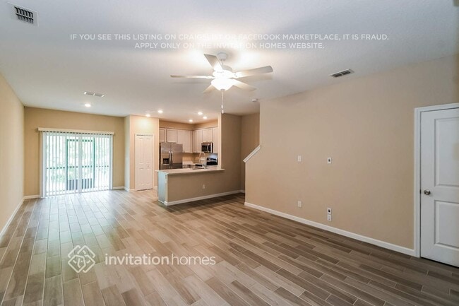 Building Photo - 13272 Shore Grass Dr