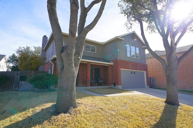 Building Photo - Gorgeous Schertz Home with an In-Ground Po...