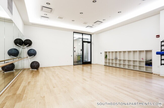 Foto del edificio - 320 D St