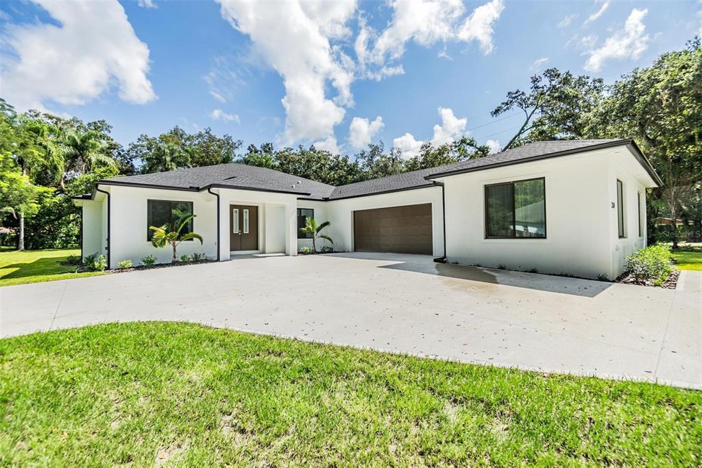 Foto principal - 2114 Curry Rd