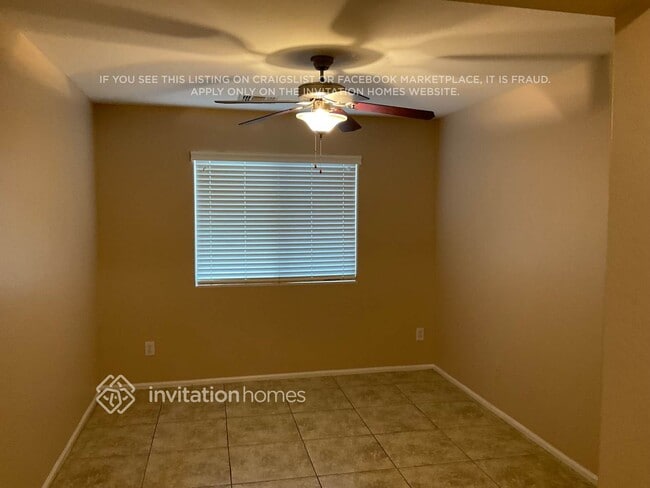 Building Photo - 37611 N Dena Dr