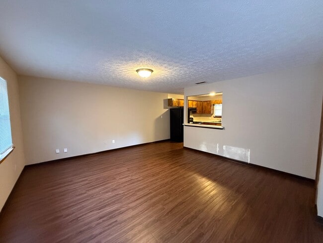 Foto del edificio - Smokerise Park - 2BR/1BA East Athens Living