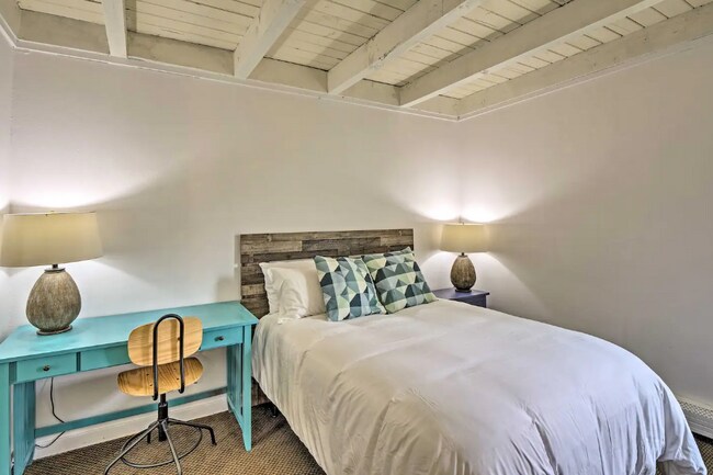 Foto del edificio - 2400 Lodgepole Cir