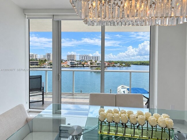 Foto del edificio - 400 Sunny Isles Blvd