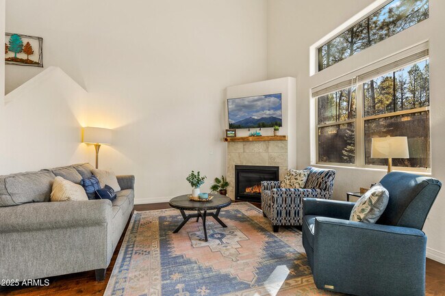 Foto del edificio - 2477 W Mission Timber Cir
