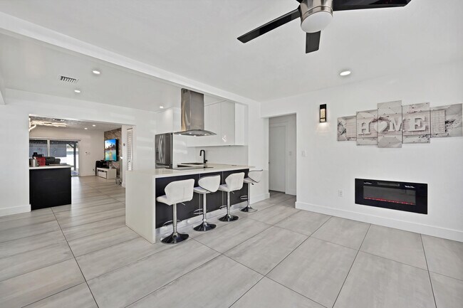 Foto del edificio - 2339 Taft St