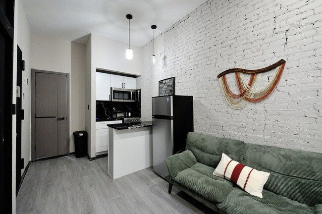 Foto del edificio - 309 W 43rd St