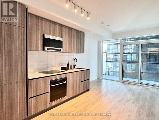 Photo du bâtiment - 117 Broadway Ave