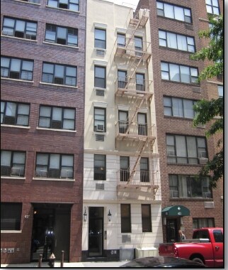 Primary Photo - 419 E 76th St