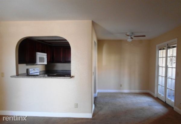 Building Photo - 2712 Sunfish Dr