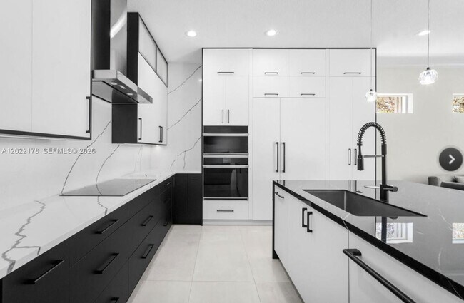 Foto del edificio - 7119 NW 113th Ave