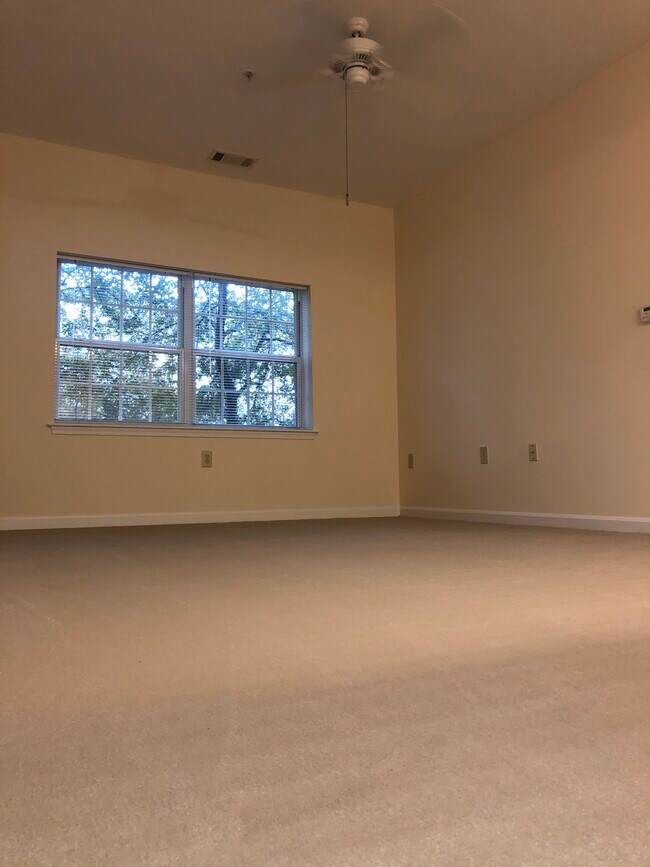 Foto del edificio - Waverly Gardens Senior Community (62+)