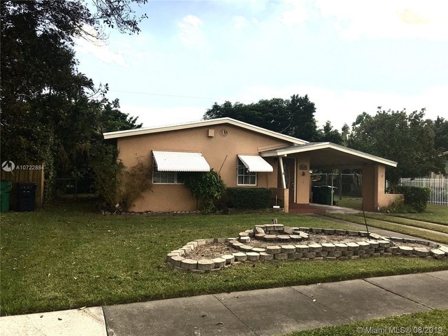 Building Photo - 9910 Nicaragua Dr