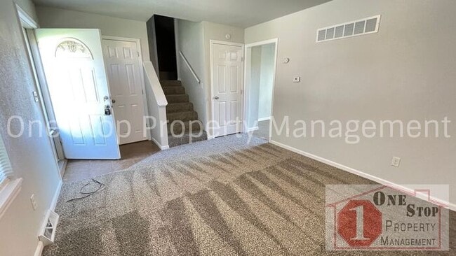 Building Photo - Charming 3-bedroom, 1-bathroom in Independ...