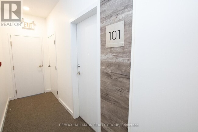 Building Photo - 1308 Thames St