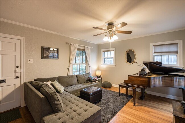 Foto del edificio - 622 Tenna Loma Ct