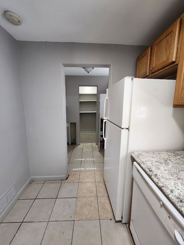 Foto del edificio - 1308 N Moline St