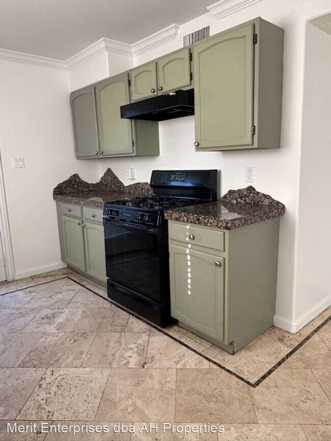 Foto del edificio - 3 br, 2 bath House - 4627 N 11TH ST FRONT