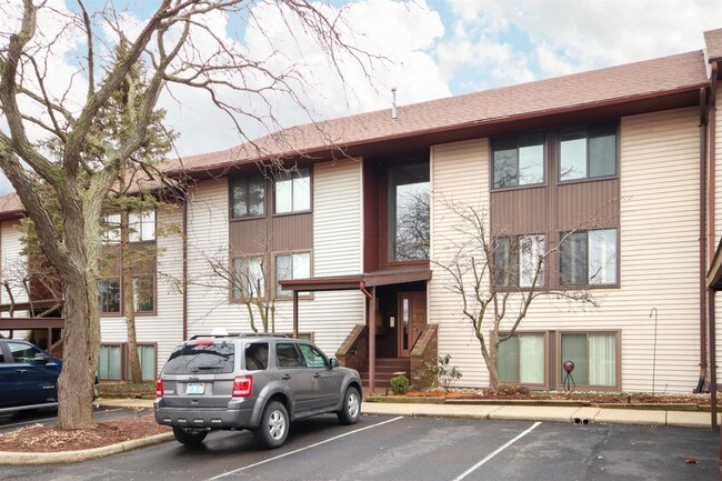 Foto del edificio - 530 Cliffs Dr