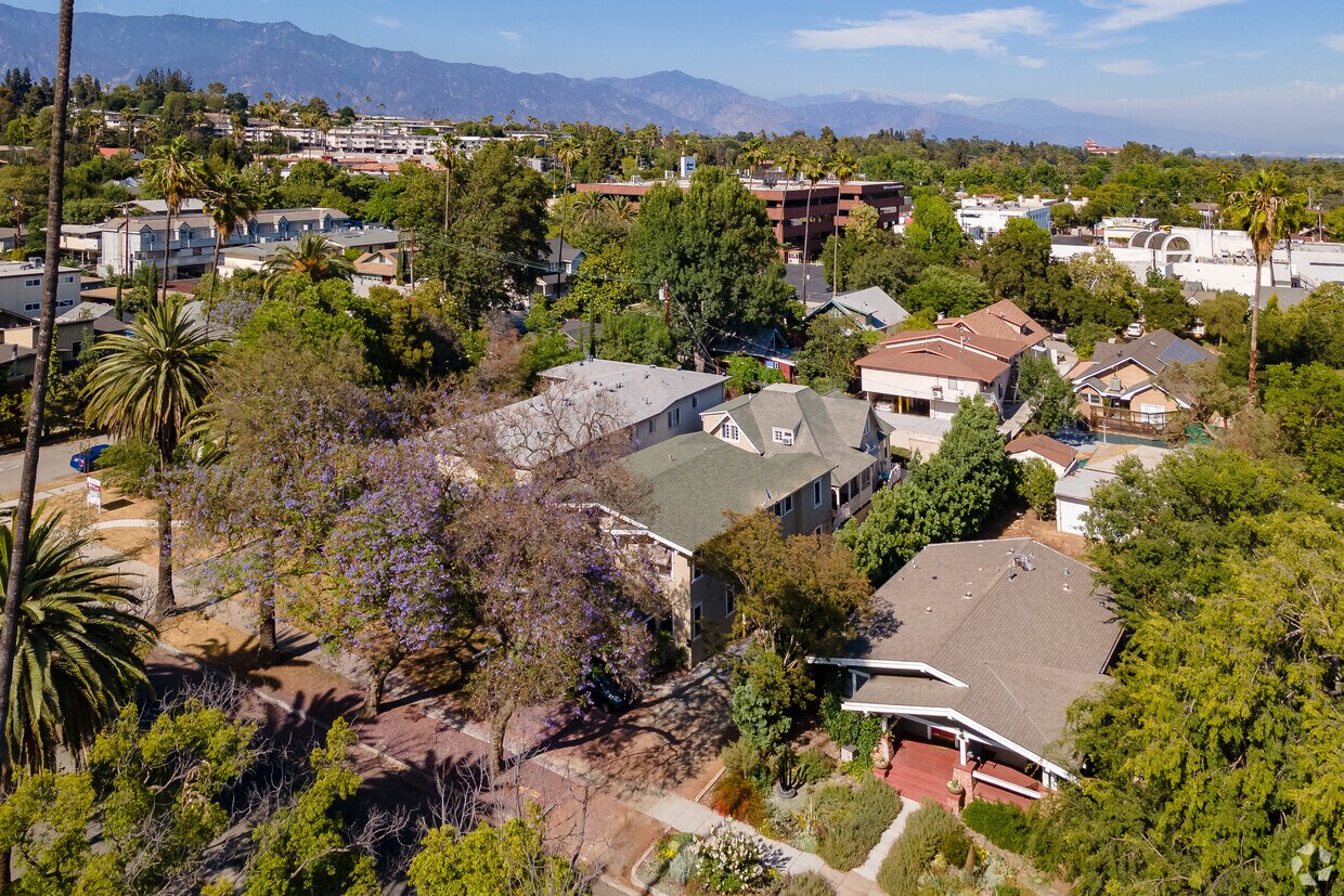 Foto del edificio - 708-712 Fremont Ave