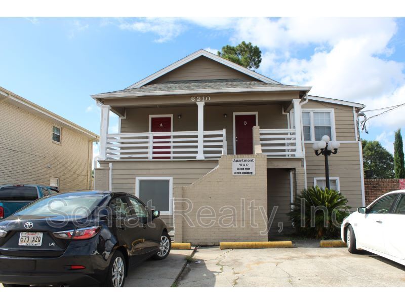 Primary Photo - 6210 Hayne Blvd