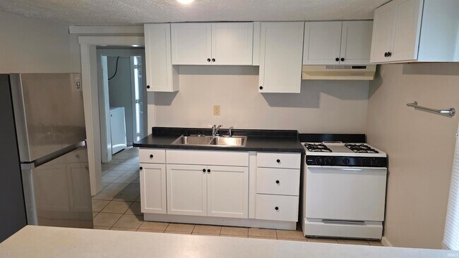 Foto del edificio - 1603 W Arlington Rd
