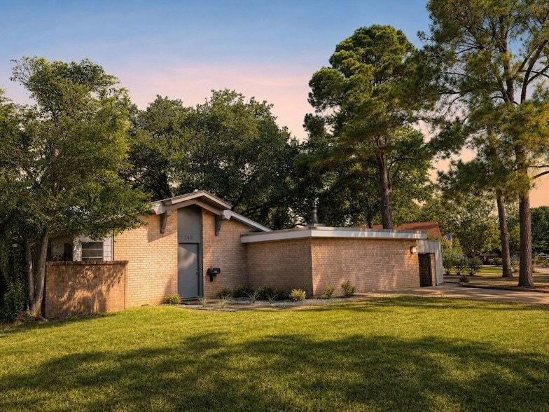 Photo - 3401 Hanover Lane