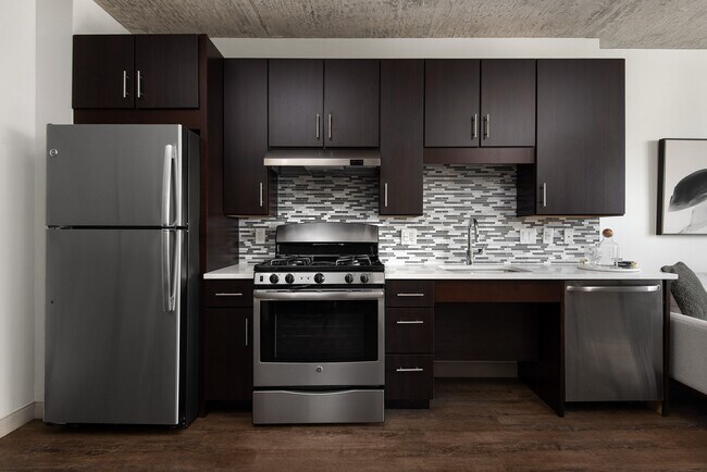 Foto del edificio - Gateway West Loop