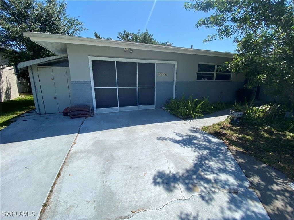 Foto principal - 4329 Palm Tree Blvd