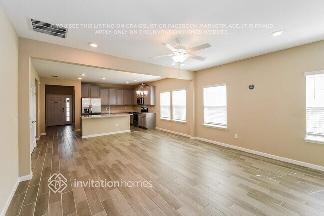 Foto del edificio - 9998 Lemon Grass Ln