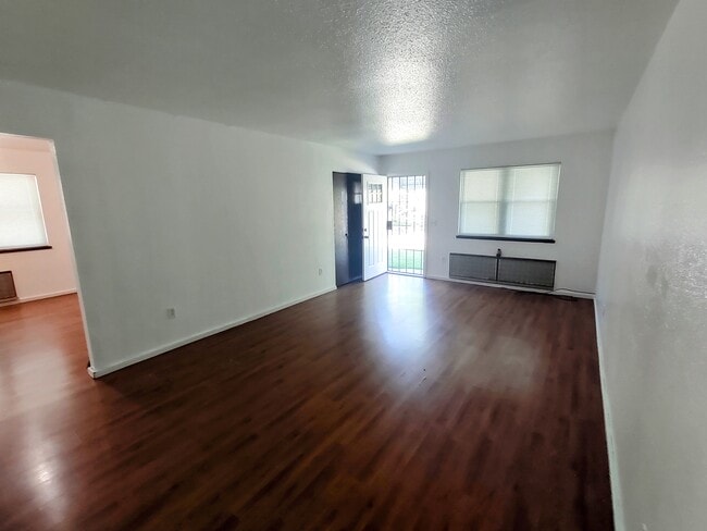 Living room - 132 Arklow Dr