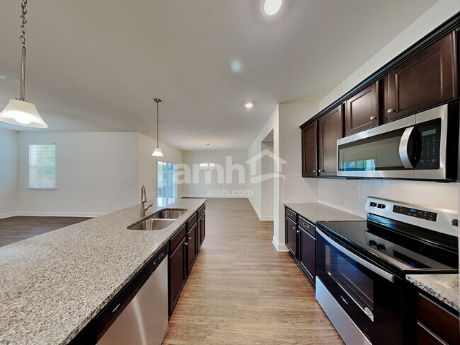 Foto del edificio - 2854 Chapel Hill Rd