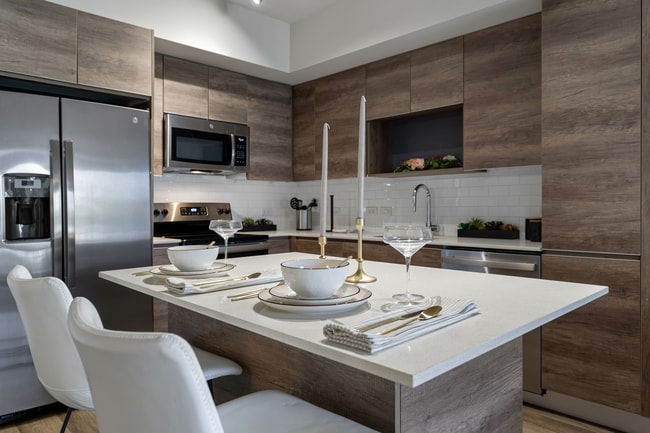 Building Photo - Bella Vista Apartments