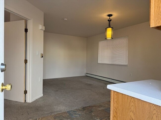 Foto del edificio - 5411 Imperial Ct