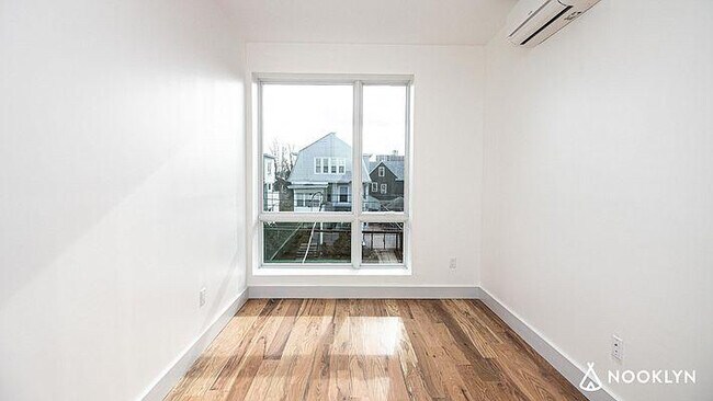 Building Photo - 3405 Farragut Rd